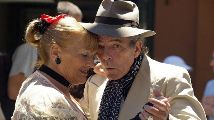 Who says romance is dead?!