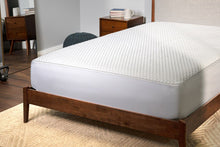 Load image into Gallery viewer, Ver-Tex Performance Mattress Protector $225